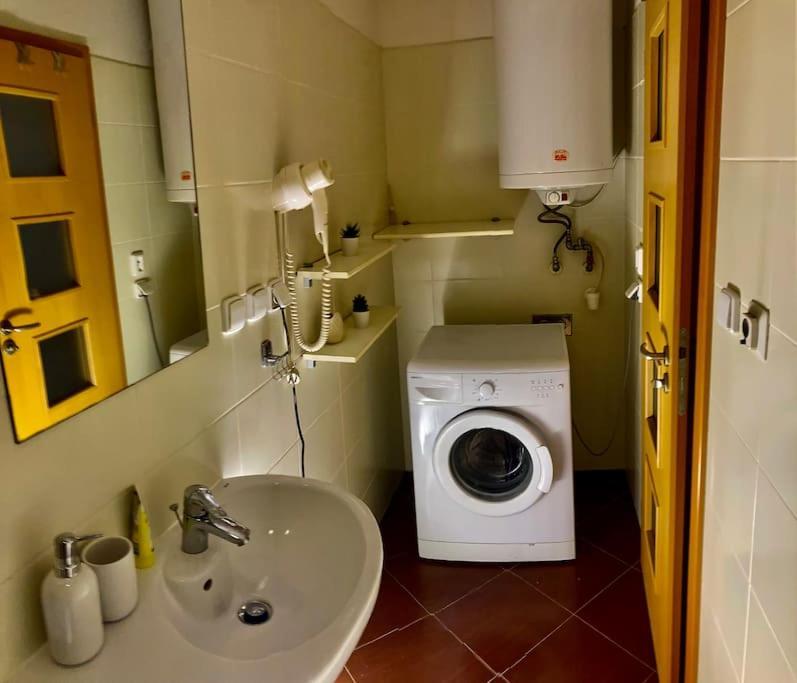 Jasmine Apartment - Free Parking - City Center - Skibus - Tatralandia 5Km Liptovský Mikuláš Exterior foto